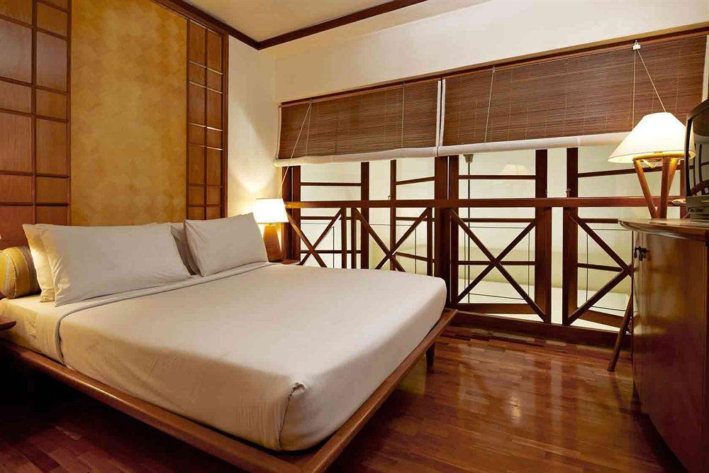 Avillion Port Dickson Porto Dickson Exterior foto A bedroom at the hotel