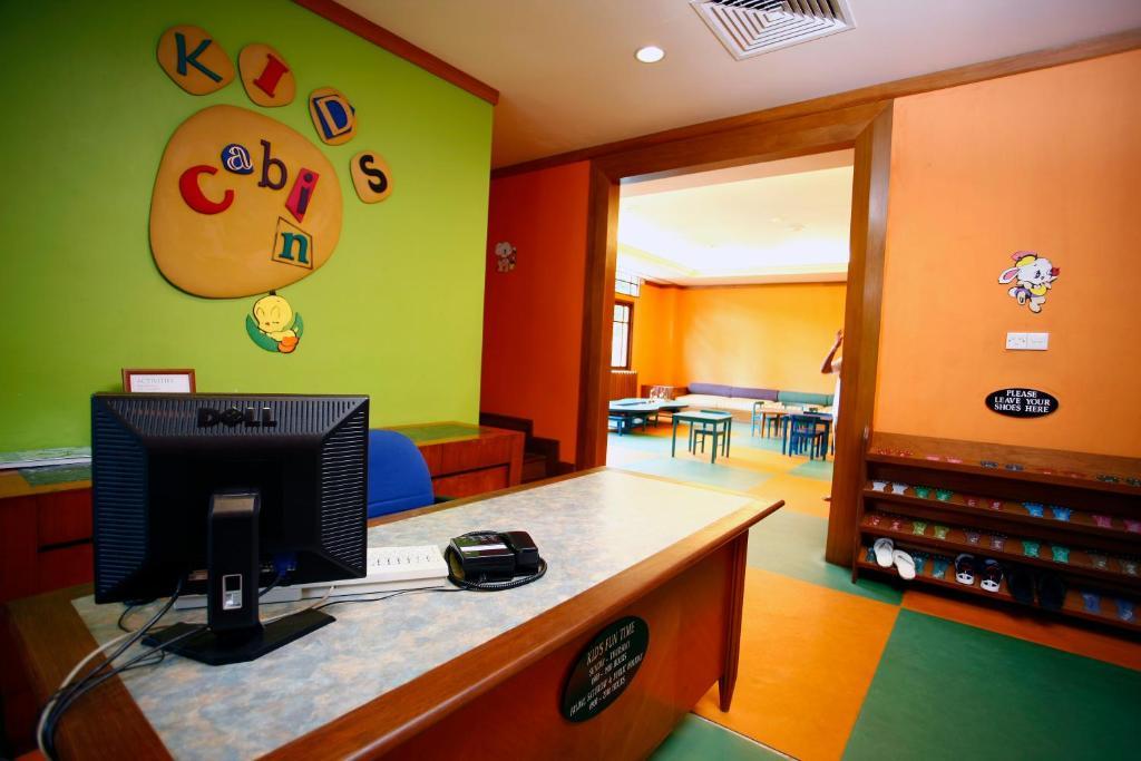 Avillion Port Dickson Porto Dickson Exterior foto The Kid's Only area at the station