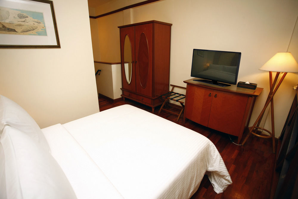 Avillion Port Dickson Porto Dickson Exterior foto A room at the hotel